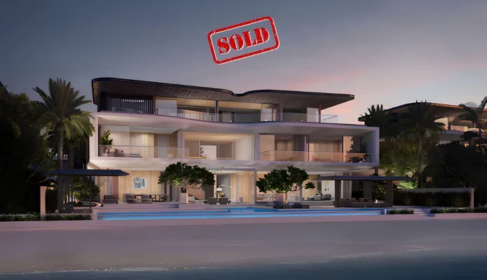 Red Aurora Beach Mansion
